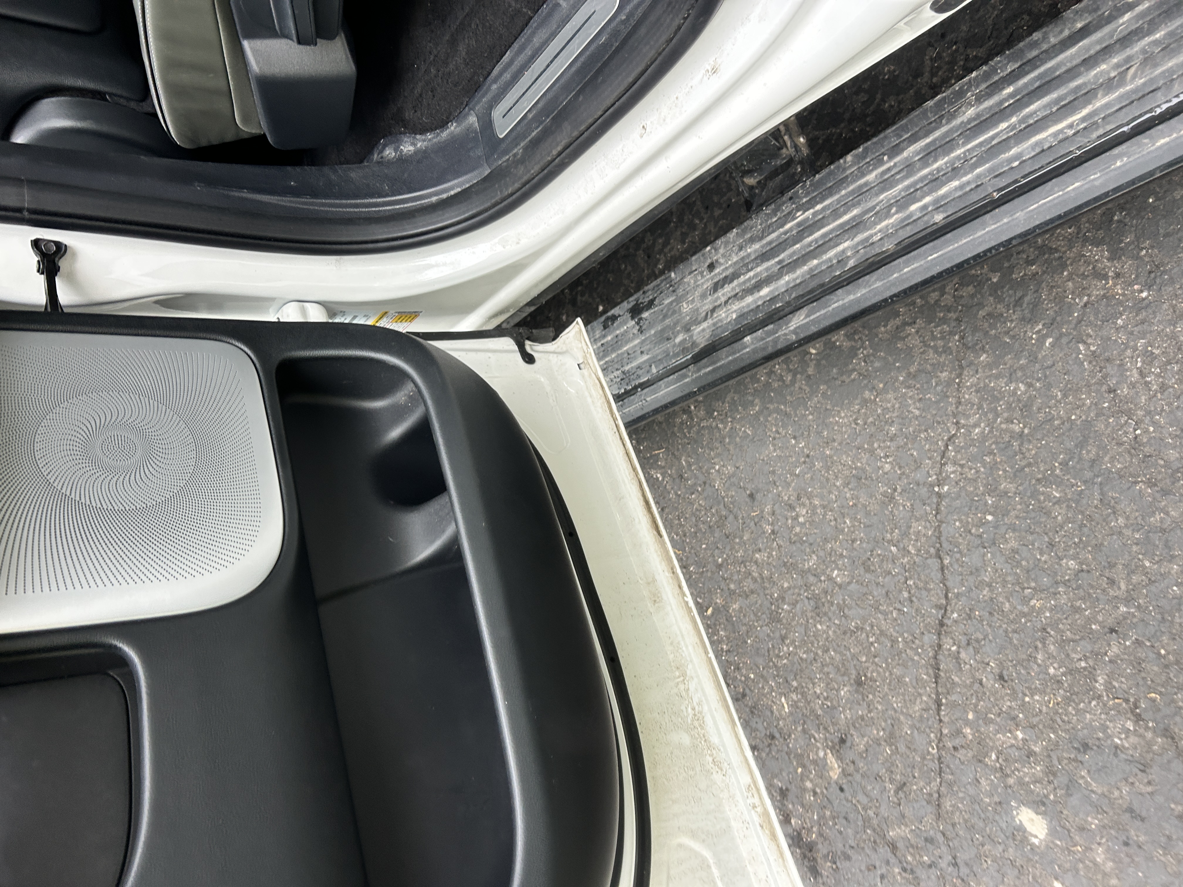 Navigator door jamb before cleaning