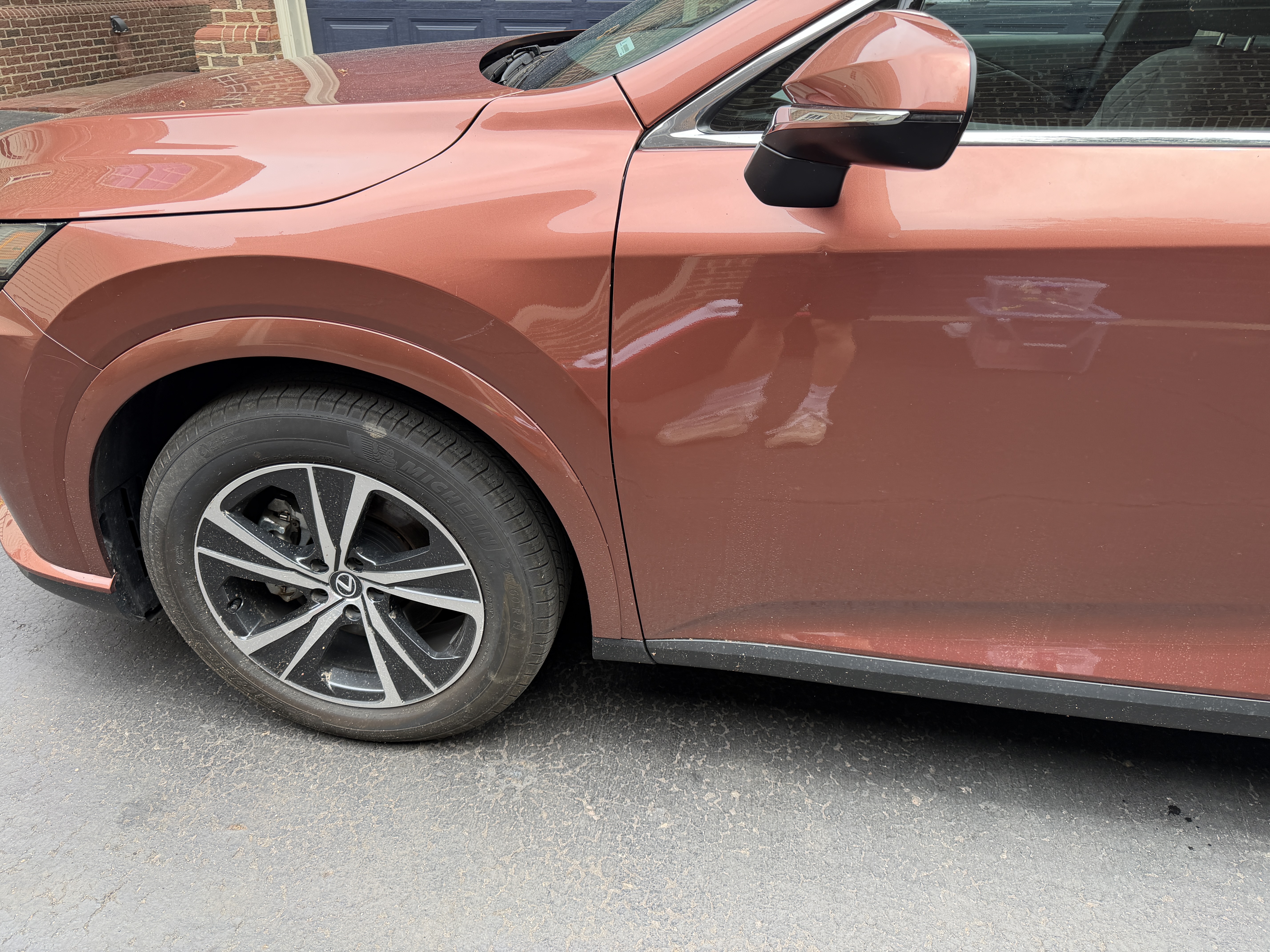 Lexus side before detail